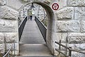 Partie piétonne du pont de chemin de fer - Brugg en Suisse - © Norbert Pousseur