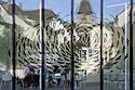 Reflet de place et tourbillon d'oiseaux - Aarau - © Norbert Pousseur