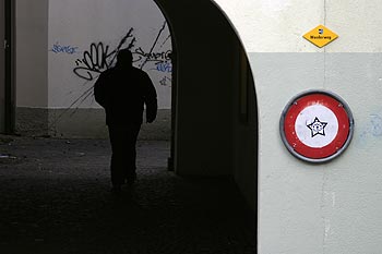 Homme dans passage sous vôute - Aarau - © Norbert Pousseur