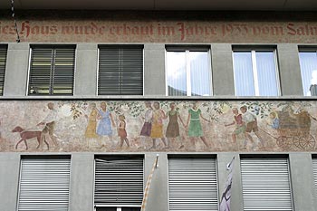 Décor de façade avec frise champêtre de maison d'Aarau - © Norbert Pousseur
