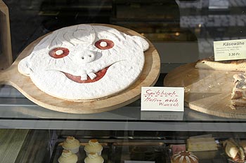 Patisserie en forme de visage - Aarau - © Norbert Pousseur