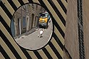 Jeu de miroir de circulation - © Norbert Pousseur