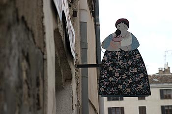 Enseigne aux santons à Trans en Provence - © Norbert Pousseur