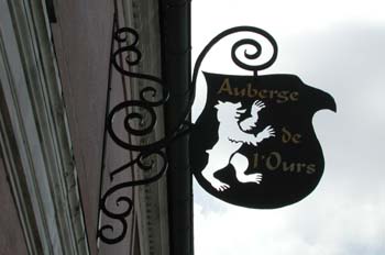 Restaurant "Auberge de l'Ours" -Villeneuve-Le-Comte - © Norbert Pousseur